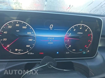 2025 Mercedes-Benz C 300 4MATIC - miniatura 18