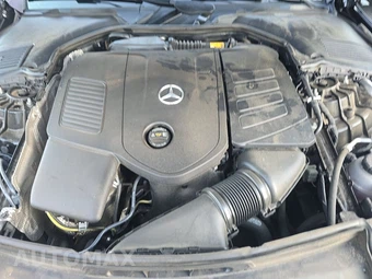 2025 Mercedes-Benz C 300 4MATIC - miniatura 22