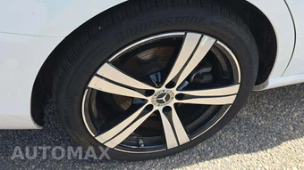 2025 Mercedes-Benz C 300 4MATIC - miniatura 23