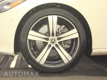 2025 Mercedes-Benz C 300 4MATIC – miniatura 9