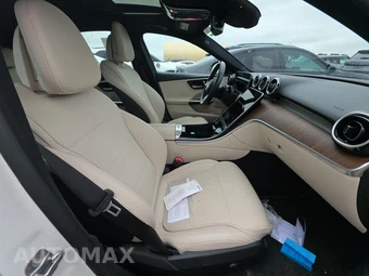 2025 Mercedes-Benz C 300 4MATIC - miniatura 8