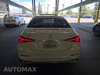 2025 Mercedes-Benz C 300 4MATIC - miniatura 5
