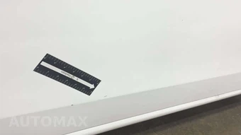 2025 Mercedes-Benz C 300 4MATIC – miniatura 29