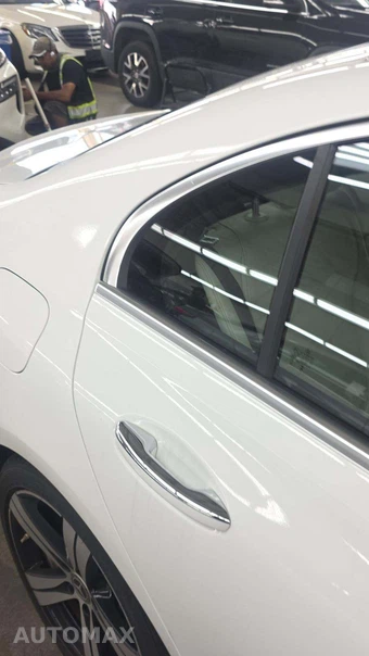 2025 Mercedes-Benz C 300 4MATIC - miniatura 34