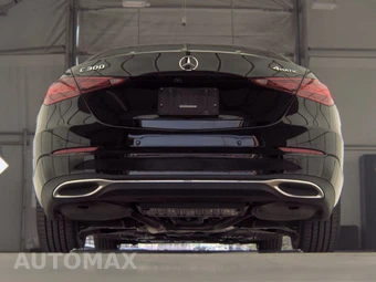 2025 Mercedes-Benz C 300 4MATIC - miniatura 7