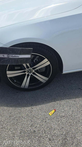 2025 Mercedes-Benz C 300 4MATIC - miniatura 29