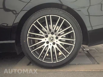 2025 Mercedes-Benz C 300 4MATIC - miniatura 12