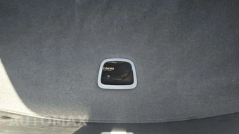 2025 Mercedes-Benz C 300 4MATIC - miniatura 30