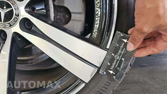 2025 Mercedes-Benz C 300 4MATIC - miniatura 25