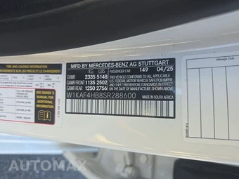 2025 Mercedes-Benz C 300 4MATIC - miniatura 14