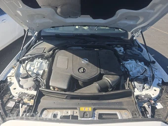 2025 Mercedes-Benz C 300 4MATIC - miniatura 15