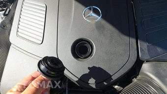 2025 Mercedes-Benz C 300 4MATIC - miniatura 23