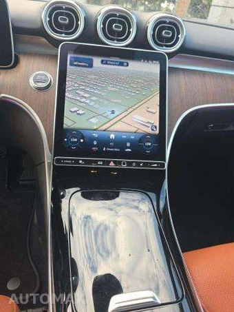 2025 Mercedes-Benz C 300 4MATIC - miniatura 11