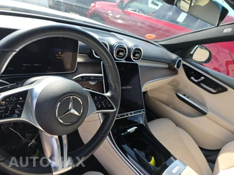 2025 Mercedes-Benz C 300 4MATIC – miniatura 11