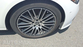 2025 Mercedes-Benz C 300 4MATIC – miniatura 24