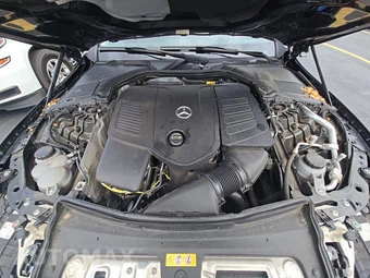 2025 Mercedes-Benz C 300 4MATIC - miniatura 22