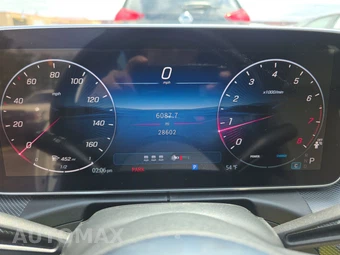 2025 Mercedes-Benz C 300 4MATIC - miniatura 18