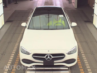 2025 Mercedes-Benz C 300 4MATIC - miniatura 2
