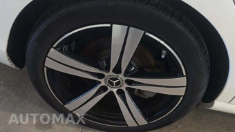 2025 Mercedes-Benz C 300 4MATIC - miniatura 25
