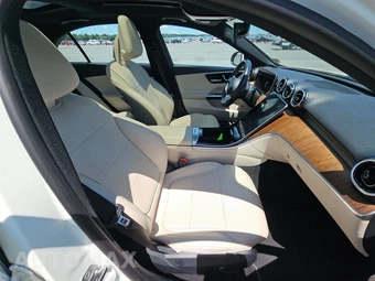 2025 Mercedes-Benz C 300 4MATIC - miniatura 14