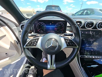2025 Mercedes-Benz C 300 4MATIC - miniatura 16