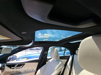 2025 Mercedes-Benz C 300 4MATIC - miniatura 20