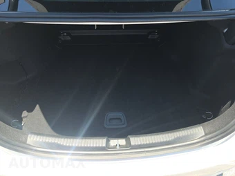2025 Mercedes-Benz C 300 4MATIC – miniatura 23