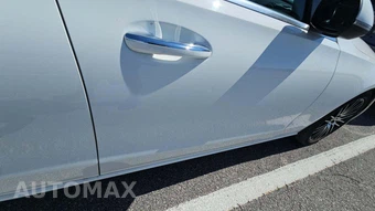 2025 Mercedes-Benz C 300 4MATIC – miniatura 34