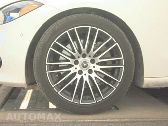 2025 Mercedes-Benz C 300 4MATIC – miniatura 9