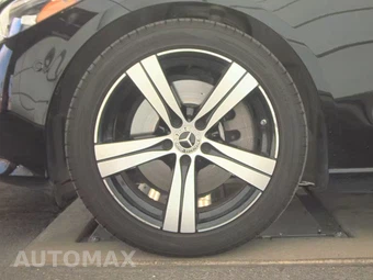 2025 Mercedes-Benz C 300 4MATIC - miniatura 9