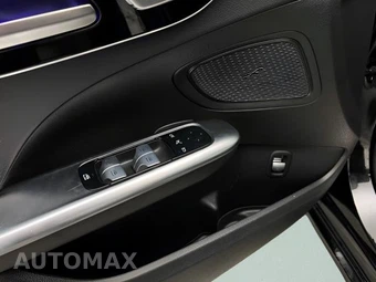 2025 Mercedes-Benz C 300 4MATIC - miniatura 20