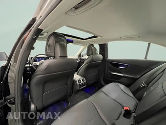 2025 Mercedes-Benz C 300 4MATIC - miniatura 25