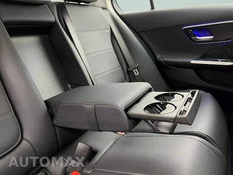 2025 Mercedes-Benz C 300 4MATIC - miniatura 33