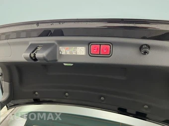 2025 Mercedes-Benz C 300 4MATIC - miniatura 36