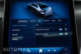 2025 Mercedes-Benz C 300 4MATIC - miniatura 26
