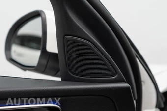 2025 Mercedes-Benz C 300 4MATIC - miniatura 48