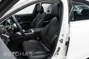 2025 Mercedes-Benz C 300 4MATIC - miniatura 8