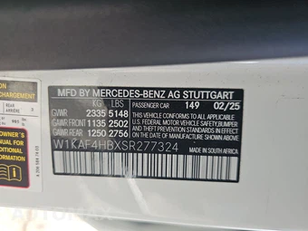 2025 Mercedes-Benz C 300 4MATIC - miniatura 14
