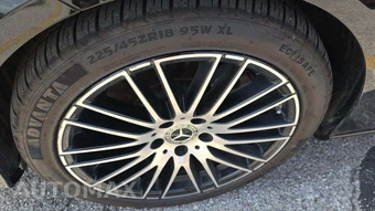 2025 Mercedes-Benz C 300 4MATIC - miniatura 25