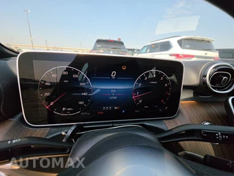 2025 Mercedes-Benz C 300 4MATIC - miniatura 12