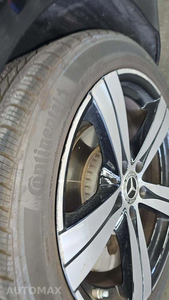 2025 Mercedes-Benz C 300 - miniatura 25