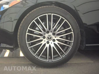 2025 Mercedes-Benz C 300 – miniatura 9
