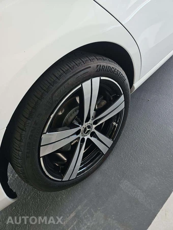 2025 Mercedes-Benz C 300 - miniatura 27