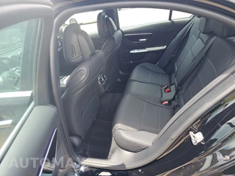 2025 Mercedes-Benz C 300 – miniatura 13