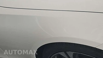 2025 Mercedes-Benz C 300 – miniatura 29