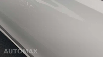 2025 Mercedes-Benz C 300 – miniatura 31