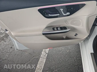 2025 Mercedes-Benz C 300 – miniatura 9