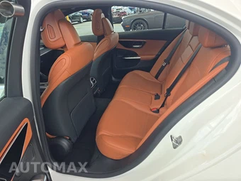 2025 Mercedes-Benz C 300 - miniatura 13