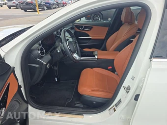 2025 Mercedes-Benz C 300 - miniatura 7