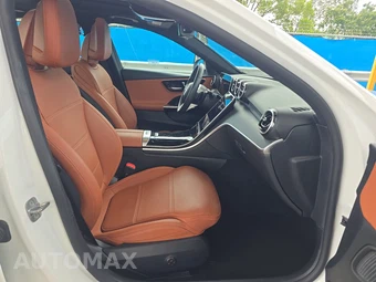 2025 Mercedes-Benz C 300 - miniatura 8